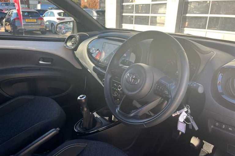 2024 Toyota Aygo X 1.0 VVT-i Edge Hatchback 5dr Petrol Manual Euro 6 (s/s) (72 ps) Hatchback Petr...