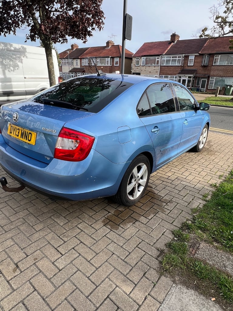Skoda, RAPID, Hatchback, 2013, Manual, 1197 (cc), 5 doors