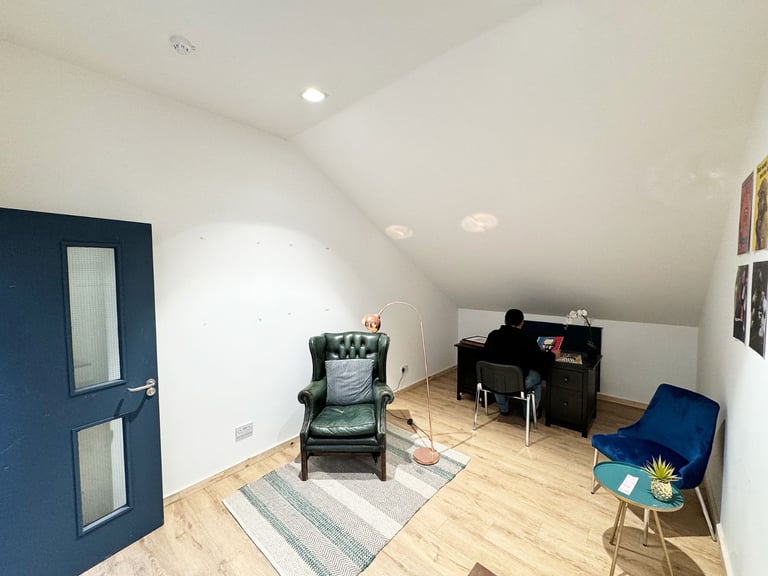 Creative Space To Share | Artist studios | Worshop | Office In Leytonstone East London E10