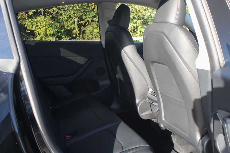 2022 Tesla Model Y (Dual Motor) Long Range Auto 4WDE 5dr MPV Electric Automatic