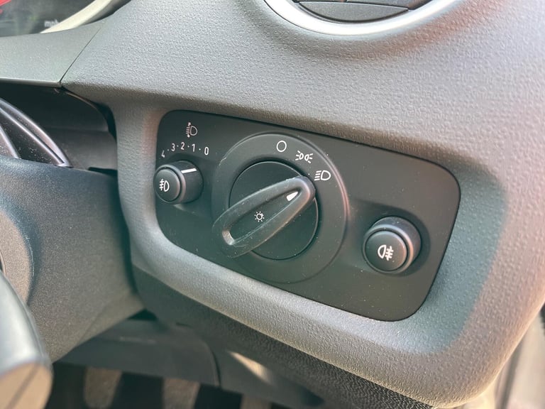 FORD FIESTA 1.4 Zetec 5dr 2011