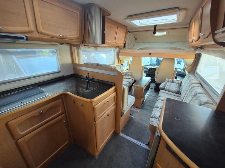 Frankia Holiday Class A Class Motorhome 2003