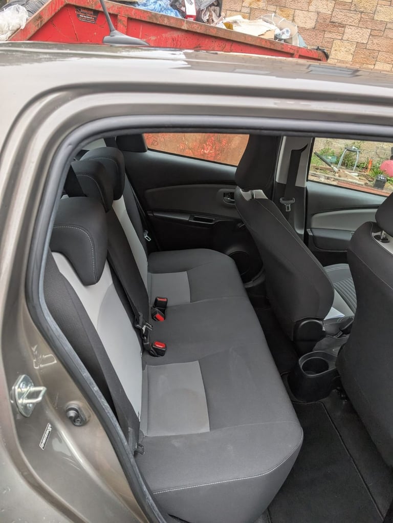 Yaris 2010