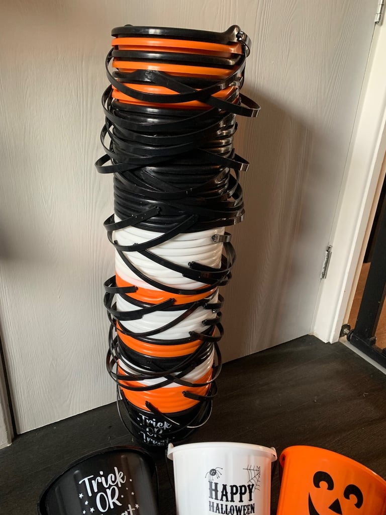 image for 55 x Halloween Tubs 