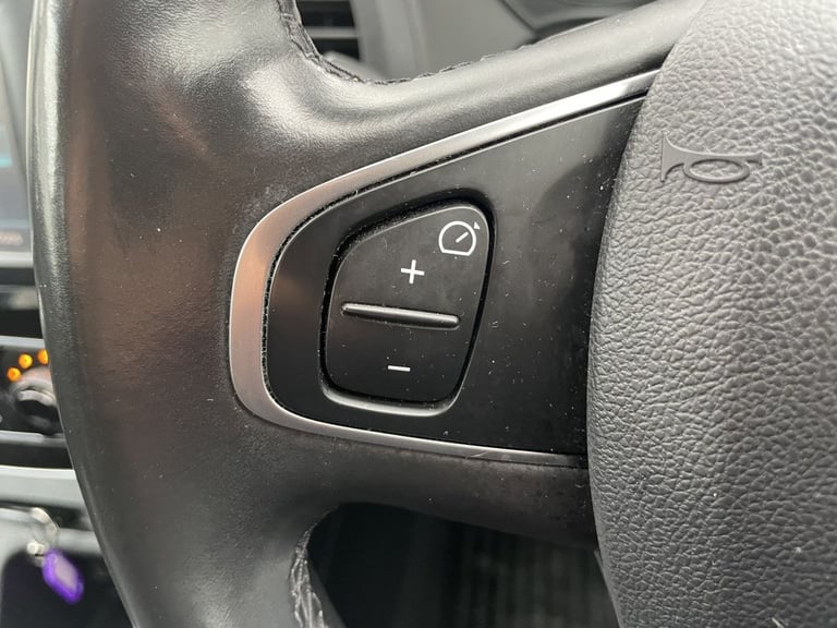 2018 Renault Captur 0.9 TCe ENERGY Dynamique S Nav SUV 5dr Petrol Manual Euro 6 (s/s) (90 ps) HAT...