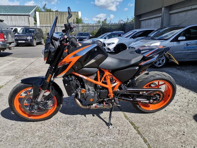 2016 16 KTM DUKE 690 R 16 MY AKRAPOVIC EXHAUST LC4 NAKED ROADSTER 690R SPEC