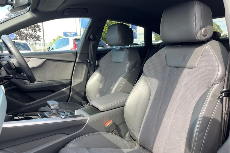 2022 Audi A5 35 TFSI S Line 5dr S Tronic ** Heated Seats - Electric Tail Gate ** SEMI-AU Hatchbac...