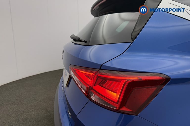 2022 SEAT Arona 1.0 TSI 110 FR Edition 5dr SUV Petrol Manual
