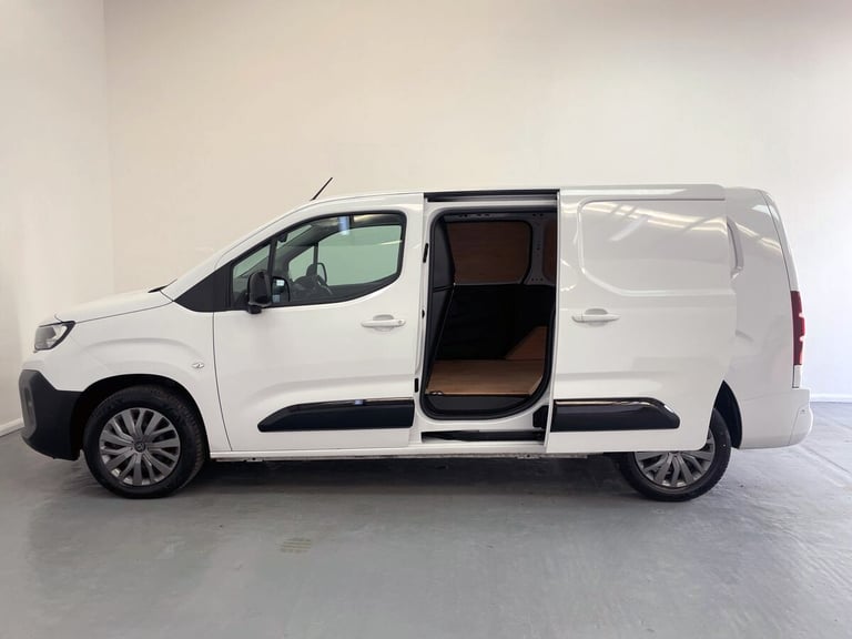 2024 Peugeot Partner 1.5 BlueHDi 100 Asphalt Van PANEL VAN DIESEL Manual