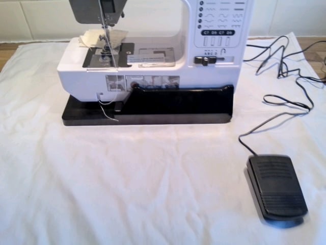 HTVRONT Sewing Machine with Extension Table- 38 Stitch Lightweight