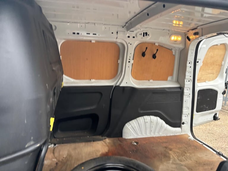 2021 Peugeot Partner 1000 1.5 BlueHDi 100 Professional Van PANEL VAN DIESEL Manual