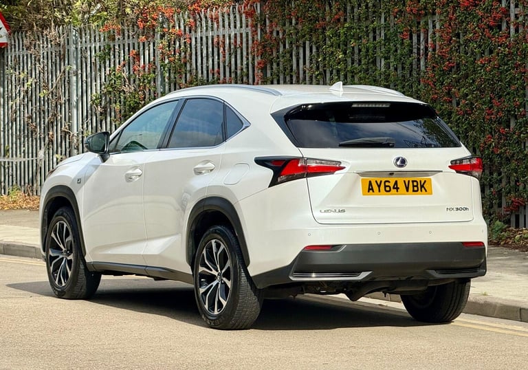 2014 Lexus NX 2.5 300h F Sport SUV 5dr Petrol Hybrid E-CVT 4WD Euro 6 (s/s) (197 ps) ESTATE Petro...