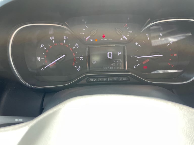 2022 Citroen C3 Aircross 1.2 PureTech 130 Shine Plus 5dr EAT6 Hatchback Petrol Automatic