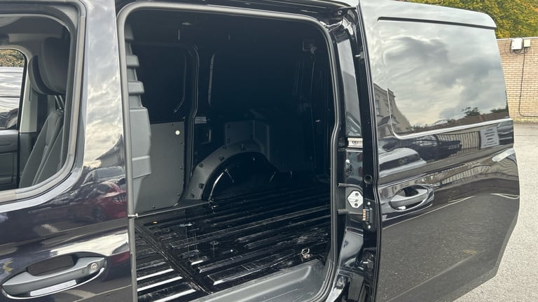 2025 Ford Transit Connect 250 L2 Petrol 1.5 EcoBoost PHEV 150 Trend Van Auto Van Hybrid Automatic