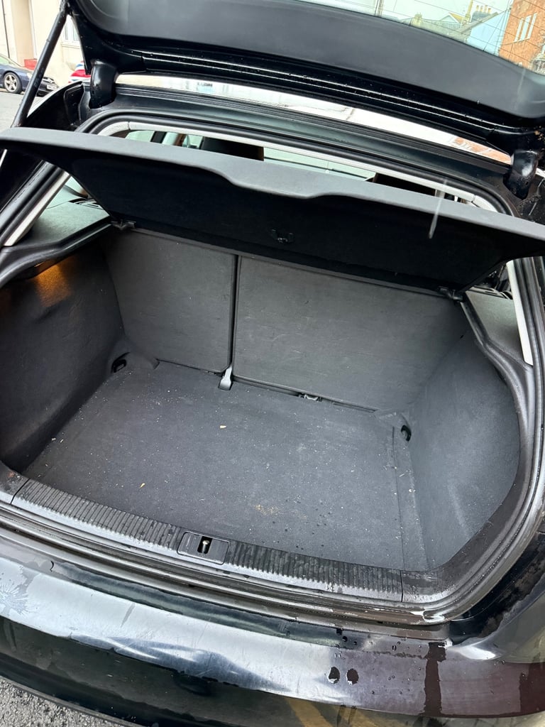 Audi, A3, Hatchback, 2010, Manual, 1595 (cc), 5 doors