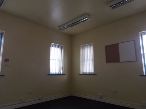 Office available for rent inc heat and light  C33 - 164 sq ft