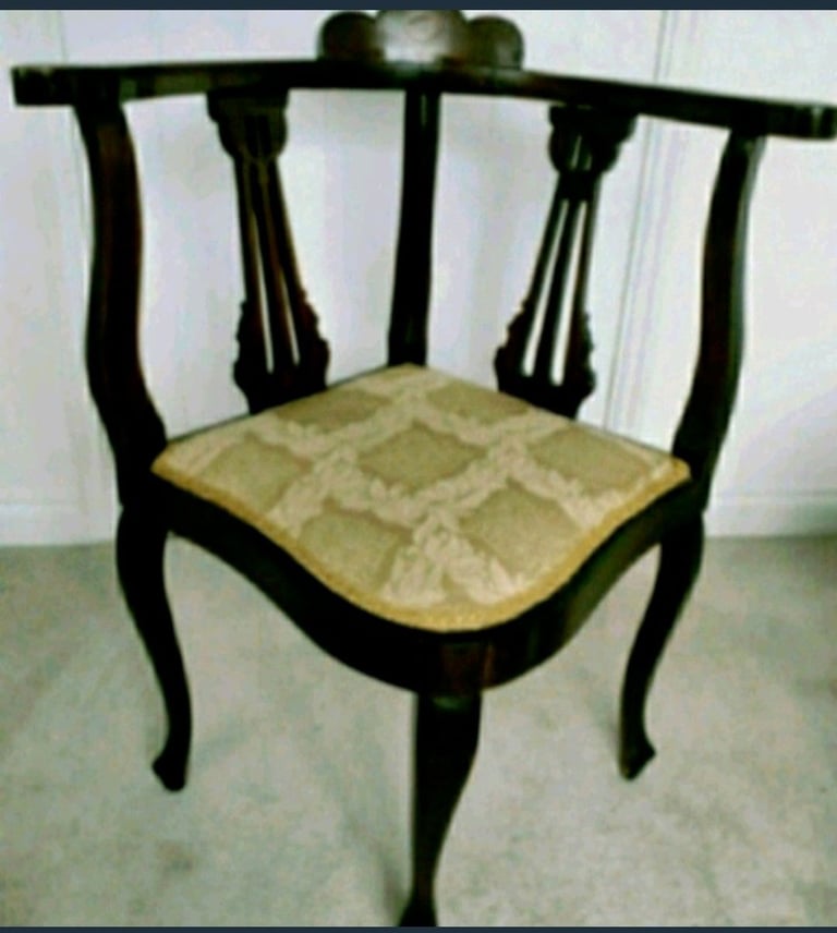 Corner chair 