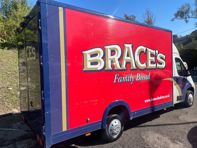 2021 Peugeot Boxer 2.2 BlueHDi  165ps Plus XLWB LOW LOADER LUTON Dropwell Luton Diesel Manual