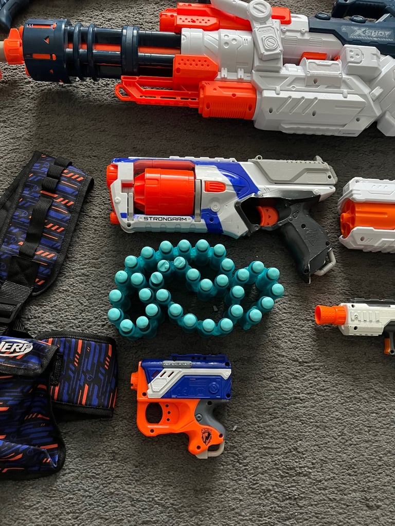 9 Nerf and X Shot Gun Set