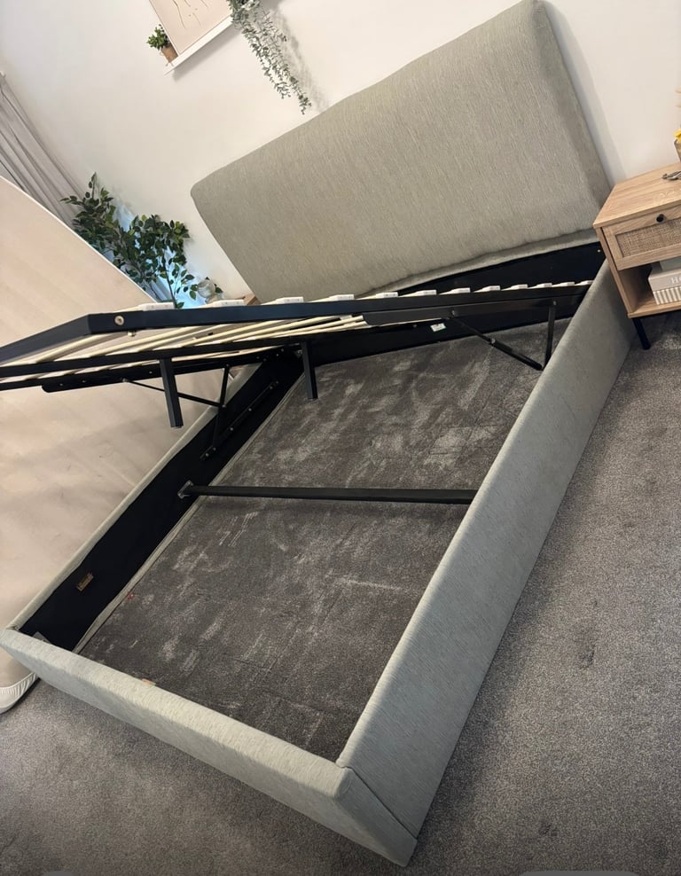 Super king size ottoman bed 