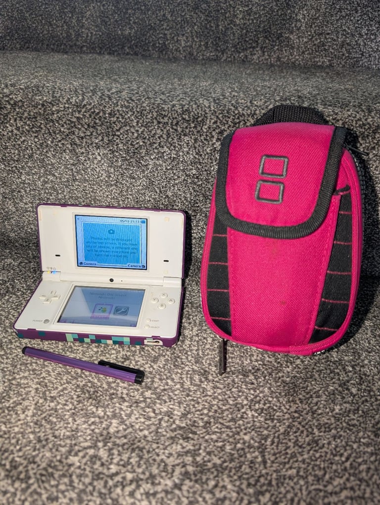 Nintendo DS Bundle 