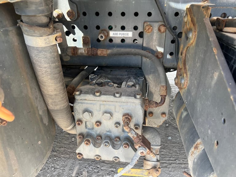 Mercedes-Benz ECONIC 1830 