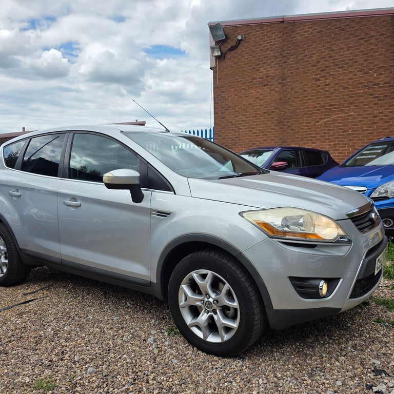 FORD KUGA ZETEC 2.0 DIESEL 140 BHP 4X4 MODEL YEAR 2009 HPi CLEAR EXCELENT CONDITION 12 MONTHS MOT!!!