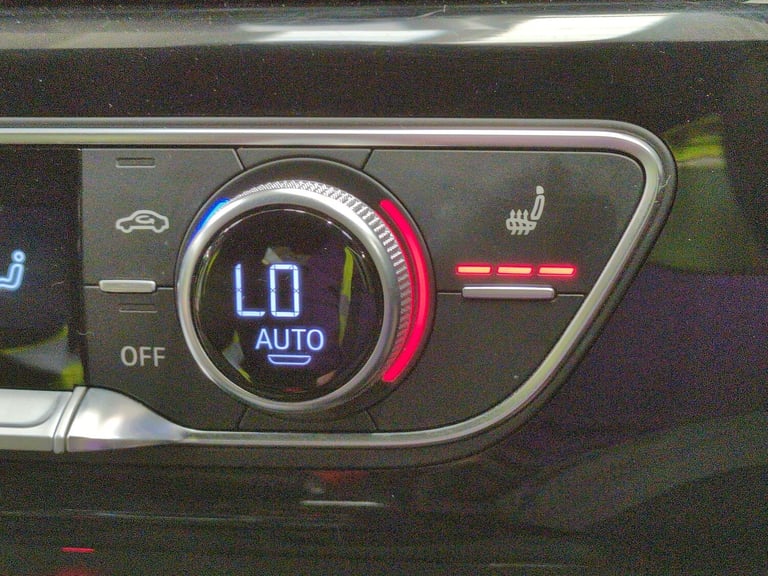 2019 Audi A4 35 TFSI Black Edition 5dr S Tronic ESTATE PETROL Automatic