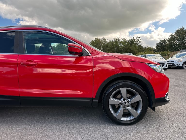 2016 Nissan Qashqai 1.5 dCi N-Tec+ 5dr HATCHBACK Diesel Manual