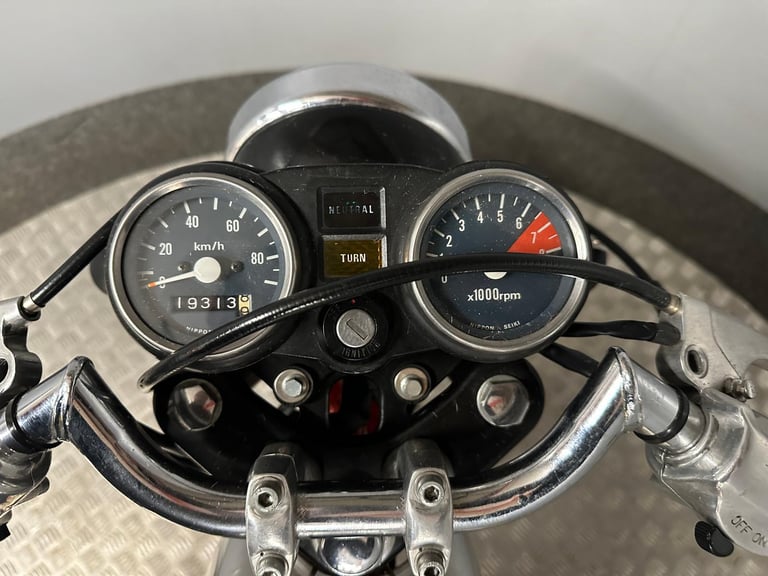 Honda Dream 50 Cafe Racer 