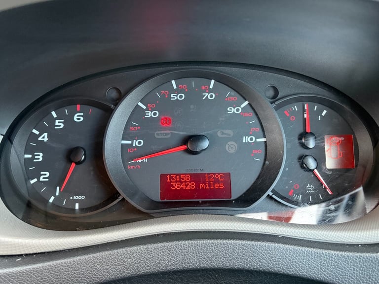 2017 Renault Master SL28 ENERGY dCi 110 Business+ WHEELCHAIR ACCESS/CAMPER PANEL VAN Diesel Manual