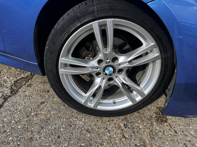 2015 BMW 3 Series Saloon (2011 - 2015) Saloon Petrol Automatic