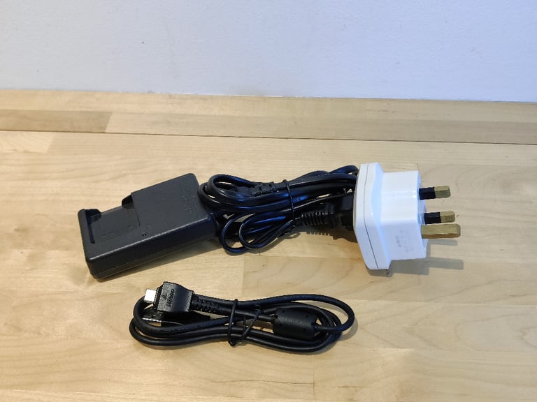 Nikon COOLPIX S60 - A Classic Compact Digital Camera with touch screen