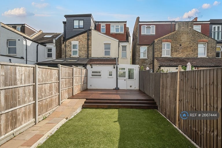 4 bedroom house in Ridley Road, Bromley, BR2 (4 bed) (#2667444)