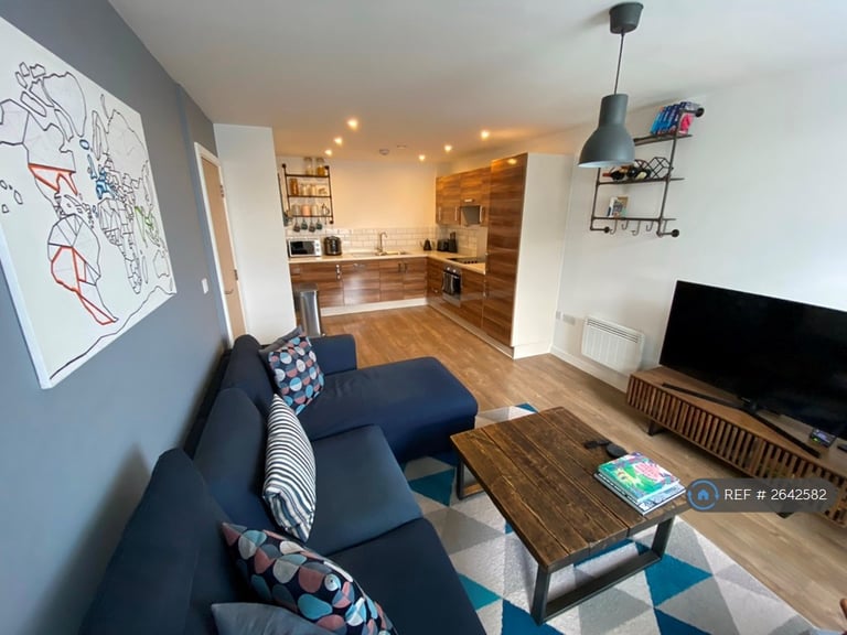 2 bedroom flat in College Street, Southampton, SO14 (2 bed) (#2642582)