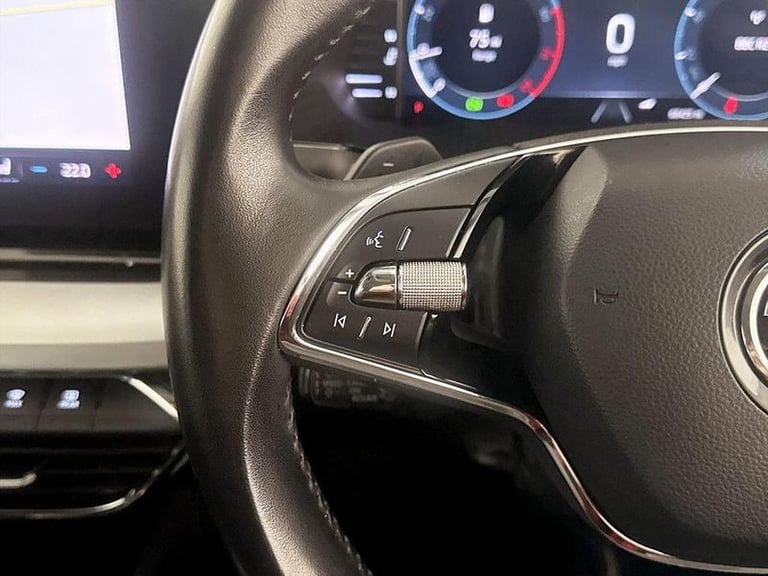 2023 Skoda Octavia 1.5 TSI e-TEC MHEV SE L DSG Euro 6 (s/s) 5dr Automatic Hatchback Hybrid Automatic