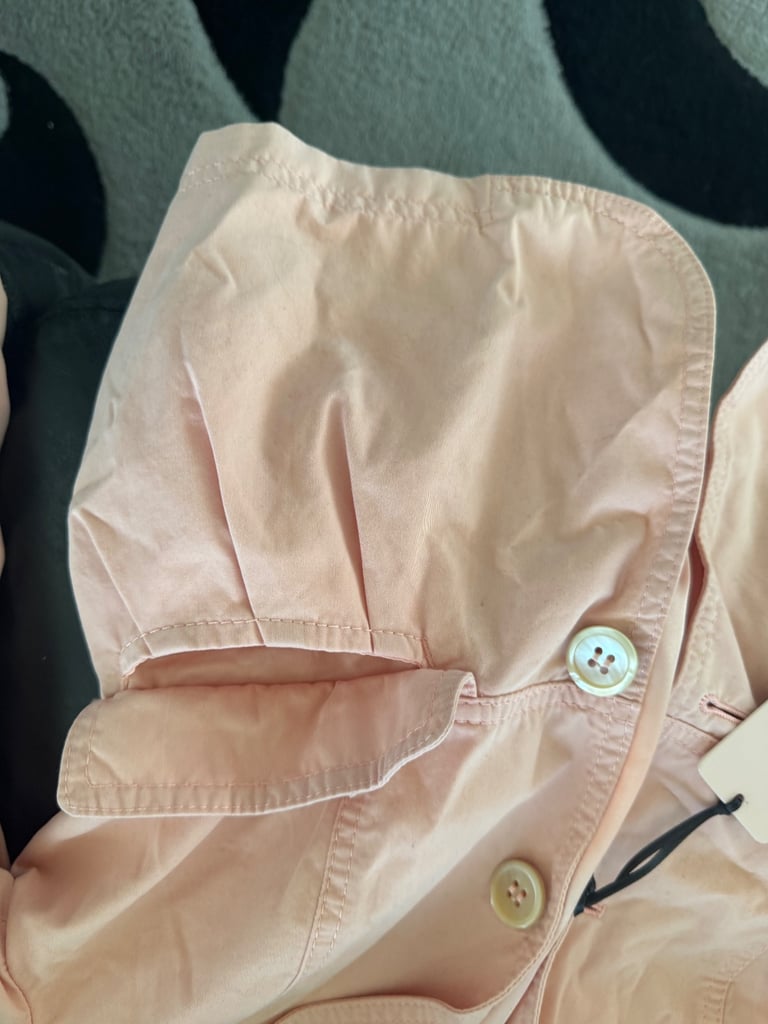 Brand new women's genuine Valentino jacket size 42