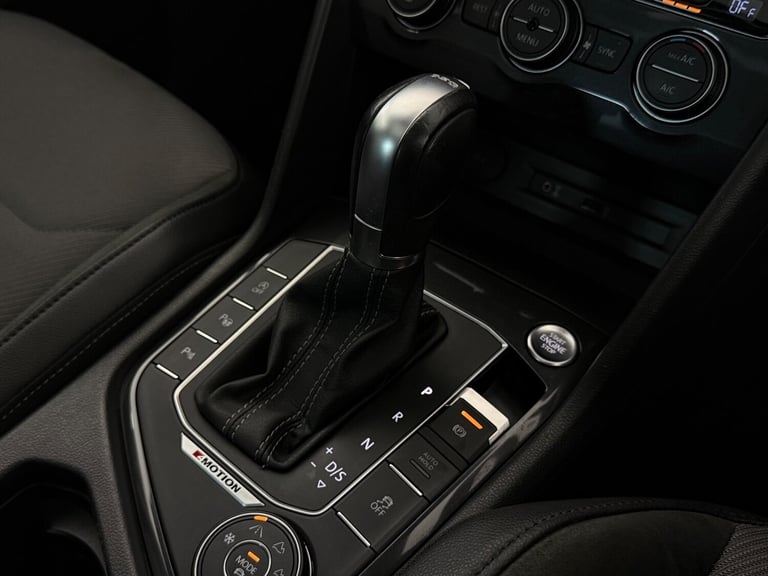  Volkswagen Tiguan 2.0 TDI BlueMotion Tech R-Line DSG 4Motion Euro 6 (s/s) 5dr Diesel Automatic