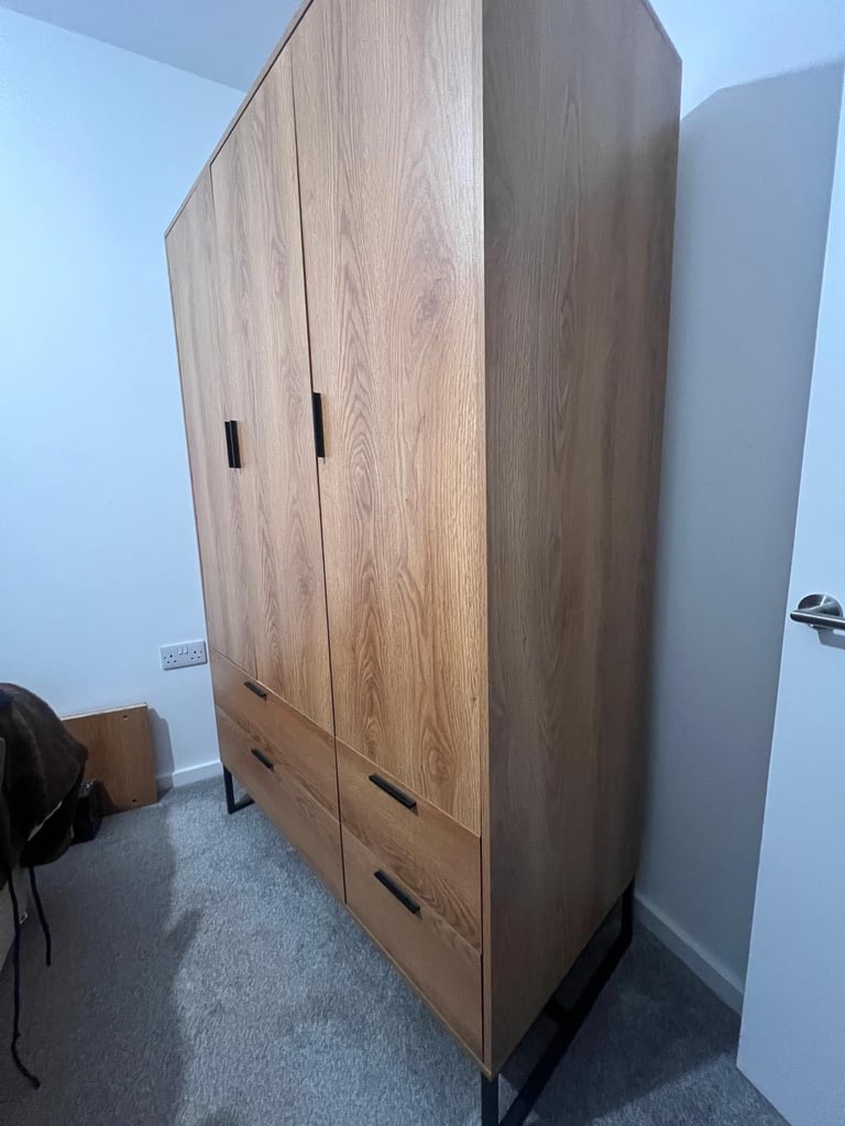 image for Matching Oak Wardrobe & 2 Bedside Tables – £300 (Open to Offers)