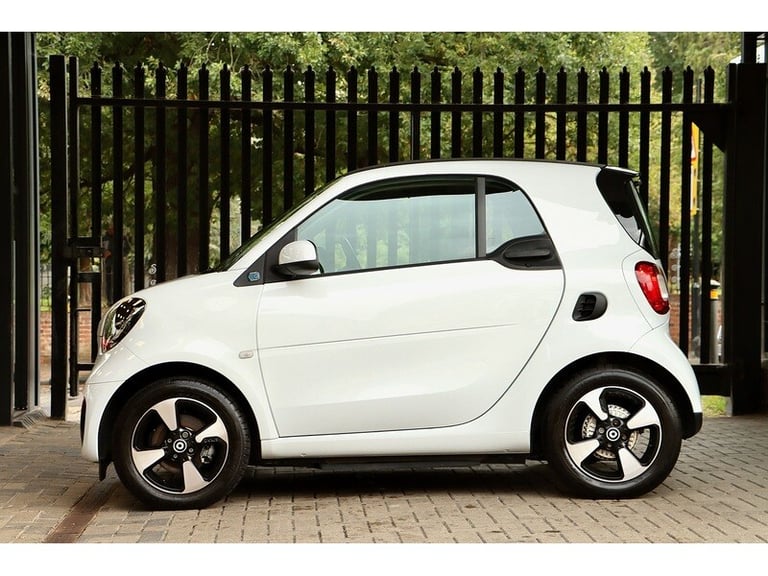 2021 smart fortwo 60kW EQ Passion Advanced 17kWh 2dr Auto [22kWCh] COUPE ELECTRIC Automatic