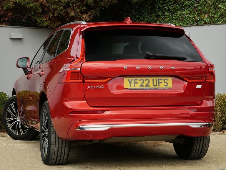 2022 Volvo XC60 2.0h T6 Recharge 18.8kWh Inscription SUV 5dr Petrol Plug-in Hybrid Auto AWD SUV H...