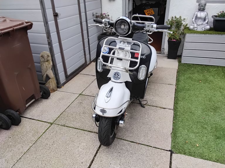 image for Lexmoto, MILANO, 2018, 125 (cc)