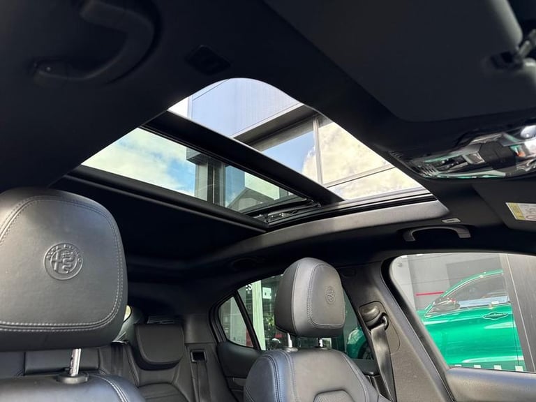 2022 Alfa Romeo Stelvio 2.0 Turbo 280 Veloce 5dr Auto ESTATE PETROL Manual