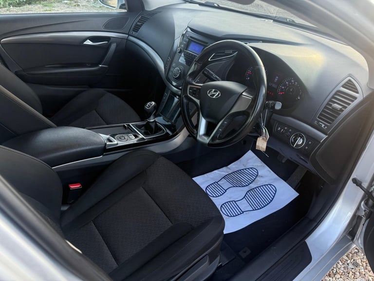 2014 Hyundai i40 1.7 CRDi Blue Drive Active Euro 5 (s/s) 4dr SALOON Diesel Manual