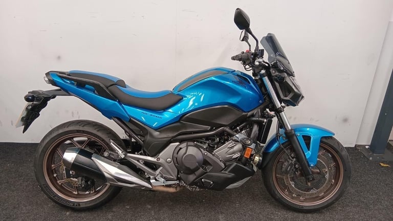 HONDA NC750S DCT ** FULL HISTORY - CRASH PROTECTORS - CUSTOM SEATS **