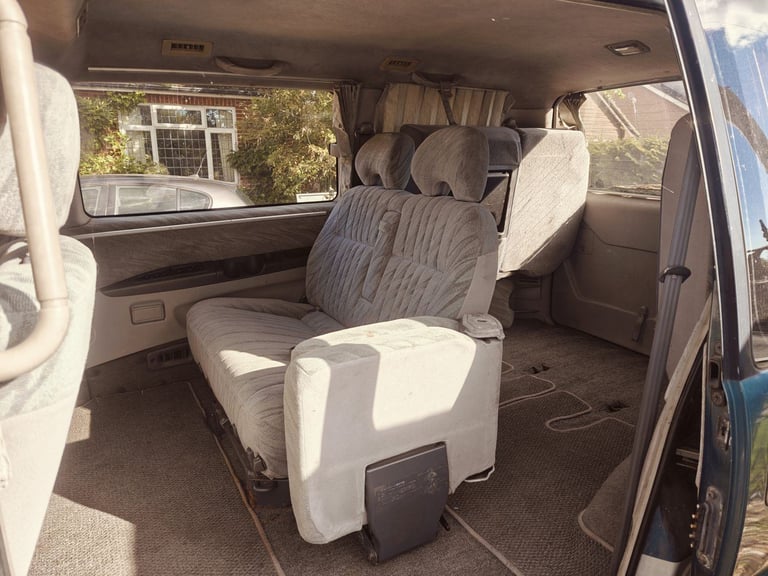 Mitsubishi Delica Space Gear, 1995, 2.8 diesel