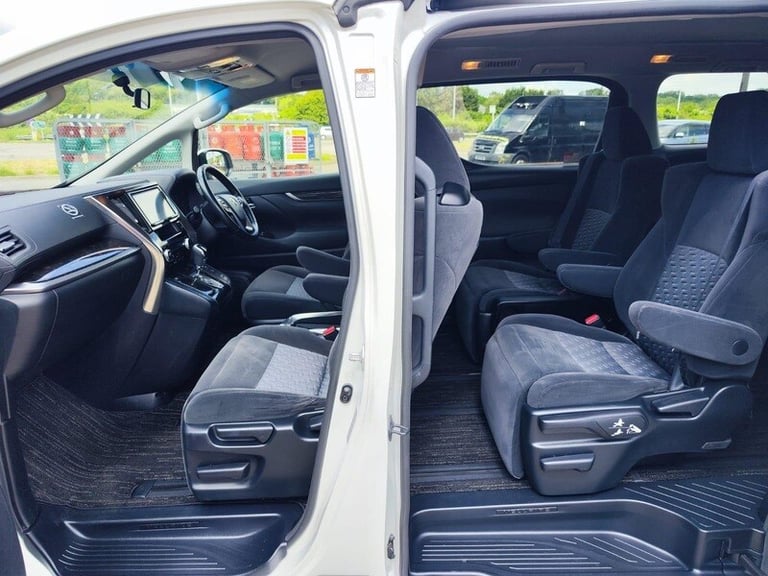 2023 Toyota Vellfire 3.5 V6 ENGINE PETROL Automatic