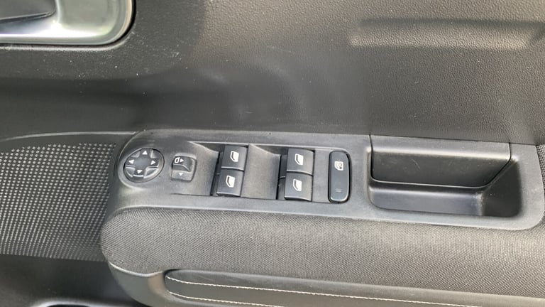 2022 Citroen C3 Aircross 1.2 PureTech Shine Plus Euro 6 (s/s) 5dr SUV Petrol Manual