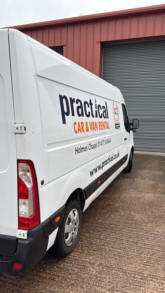 2020 Renault Master LM35dCi 135 Business+ Medium Roof Van PANEL VAN Diesel Manual