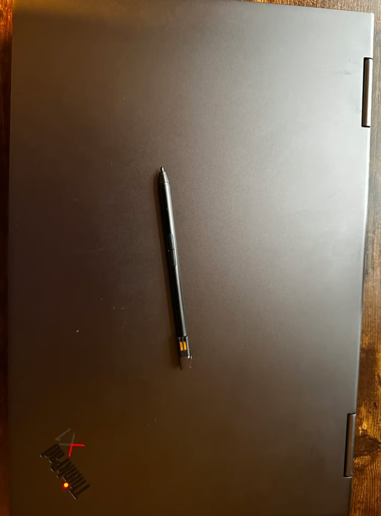 Lenovo laptop *Touch Screen* X1 Yoga 5th Gen, i7 4.9ghz, TBT3, Excel Cond, 16GB Ram, 512gb SSD